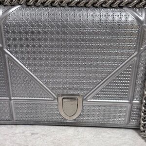 Beautiful Dior Diorama Medium Metallic Silver Chain Bag.Entrupy Authentication.